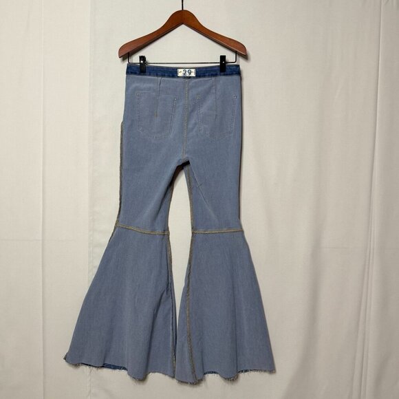 Free People We The Free Just Float On Flare Leg High Rise Med Blue Jeans Size 29 - Picture 10 of 17